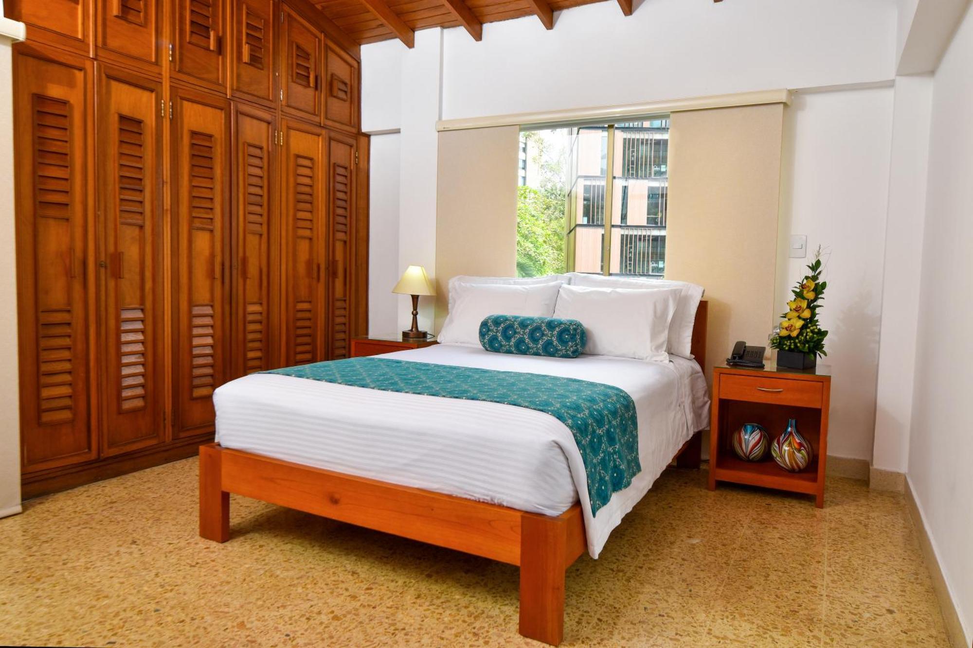 La Campana Hotel Boutique Медельин Экстерьер фото
